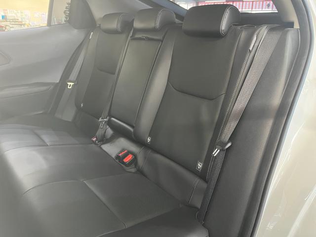 プリウス Z Z_純正ナビ/フルセグTV/パノラミックビューモニター/bluetooth_パノラマルーフ パワーバックドア ステアリングスイッチ パワーシート 純正アルミホイール スマートキー ETC2.0(36枚目)