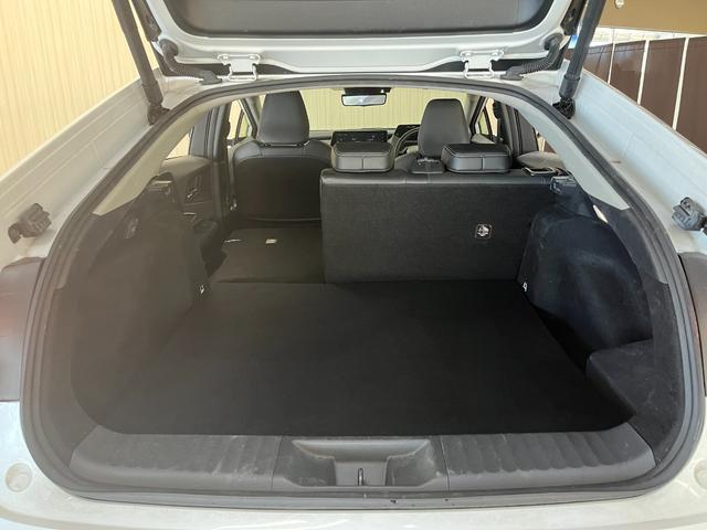 プリウス Z Z_純正ナビ/フルセグTV/パノラミックビューモニター/bluetooth_パノラマルーフ パワーバックドア ステアリングスイッチ パワーシート 純正アルミホイール スマートキー ETC2.0(39枚目)