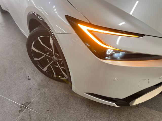 プリウス Z Z_純正ナビ/フルセグTV/パノラミックビューモニター/bluetooth_パノラマルーフ パワーバックドア ステアリングスイッチ パワーシート 純正アルミホイール スマートキー ETC2.0(50枚目)