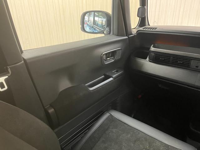 N-BOXカスタム ターボ カスタムターボ_両側パワースライドドア_シートヒーター_ハーフレザー ステアリングスイッチ スマートキー 電動格納ミラー 純正アルミホイール ベンチシート シートバックテーブル LEDヘッドライト(11枚目)