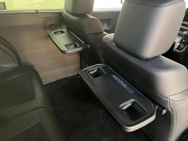 N-BOXカスタム ターボ カスタムターボ_両側パワースライドドア_シートヒーター_ハーフレザー ステアリングスイッチ スマートキー 電動格納ミラー 純正アルミホイール ベンチシート シートバックテーブル LEDヘッドライト(27枚目)