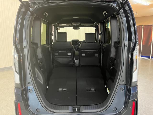 N-BOXカスタム ターボ カスタムターボ_両側パワースライドドア_シートヒーター_ハーフレザー ステアリングスイッチ スマートキー 電動格納ミラー 純正アルミホイール ベンチシート シートバックテーブル LEDヘッドライト(35枚目)