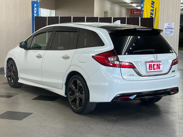 最長８年間のアフターメンテナンスと保証が付くメンテナンスパックも大好評です！次回の車検基本料金も含む充実した内容なんです！