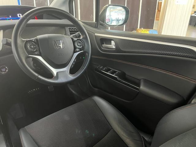 クレジット分割払いは頭金０円、最長１２０回払いもＯＫ！クレジット会社に当店専用ダイヤルを設け、あらゆるお客様に対し、全面サポ−ト体制を確立！勿論アルバイト、年金、残債有りでもフルカバ−で対応致します！