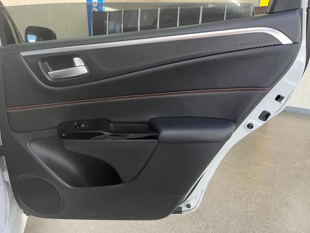 ＢＣＮ両毛店は高速道路：北関東自動車道「太田桐生Ｉ．Ｃ」よりたった７分！遠方の方でもとってもアクセス良好！更に４階建て全天候型屋内展示場完備！雨、風を気にせず、４００台の展示車をゆっくりご覧頂けます！