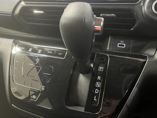 デイズ ハイウェイスター Gターボ ハイウェイスターGターボ_アラウンドビューモニター_エマージェンシーブレーキ スマートキー 純正アルミホイール ステアリングスイッチ オートライト ETC ドライブレコーダー フォグランプ(21枚目)