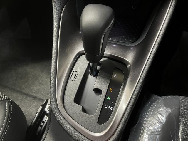 ヤリス Z_純正ディスプレイオーディオ/bluetooth_バックモニタ- シートヒーター_ETC2.0 スマートキー ハンドルヒーター ステアリングスイッチ 電動格納ミラー LEDヘッドライト(22枚目)
