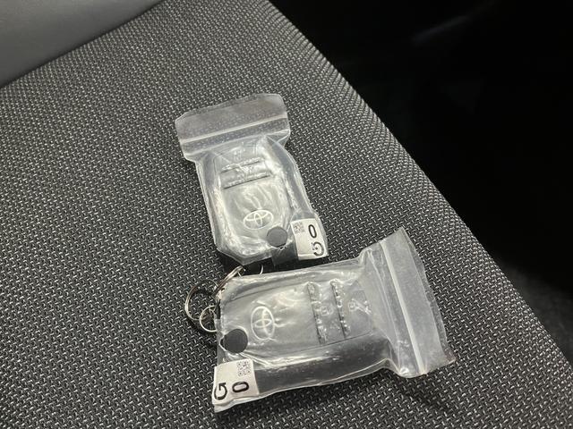 ヤリス Z_純正ディスプレイオーディオ/bluetooth_バックモニタ- シートヒーター_ETC2.0 スマートキー ハンドルヒーター ステアリングスイッチ 電動格納ミラー LEDヘッドライト(28枚目)