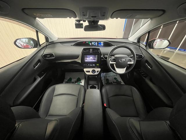 プリウス Ｓツーリングセレクション　Ｓツーリングセレクション＿純正ナビ／ワンセグＴＶ＿バックカメラ　ドライブレコーダー　純正アルミホイール　ステアリングスイッチ　スマートキー　シートヒーター　ビルトインＥＴＣ　ＬＥＤヘッドライト（10枚目）