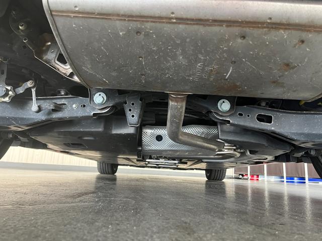 プリウス Ｓツーリングセレクション　Ｓツーリングセレクション＿純正ナビ／ワンセグＴＶ＿バックカメラ　ドライブレコーダー　純正アルミホイール　ステアリングスイッチ　スマートキー　シートヒーター　ビルトインＥＴＣ　ＬＥＤヘッドライト（46枚目）