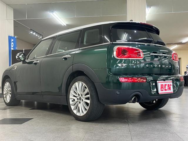 ＭＩＮＩ クーパー　クラブマン　クラブマン＿クーパー５ドア＿ＨＩＤライト＿ナビＵＳＣＧ　フォグランプ　スマートキー　純正アルミホイール　ＥＴＣ　電動格納ミラー　オートライト　ステアリングスイッチ　純正ＨＤＤナビ／バックカメラ（8枚目）