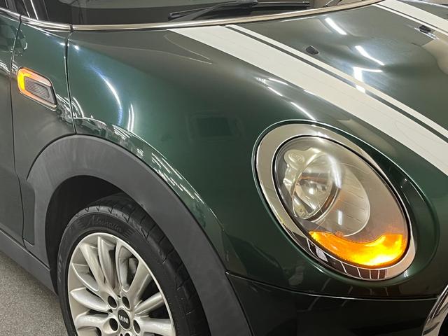 ＭＩＮＩ クーパー　クラブマン　クラブマン＿クーパー５ドア＿ＨＩＤライト＿ナビＵＳＣＧ　フォグランプ　スマートキー　純正アルミホイール　ＥＴＣ　電動格納ミラー　オートライト　ステアリングスイッチ　純正ＨＤＤナビ／バックカメラ（15枚目）