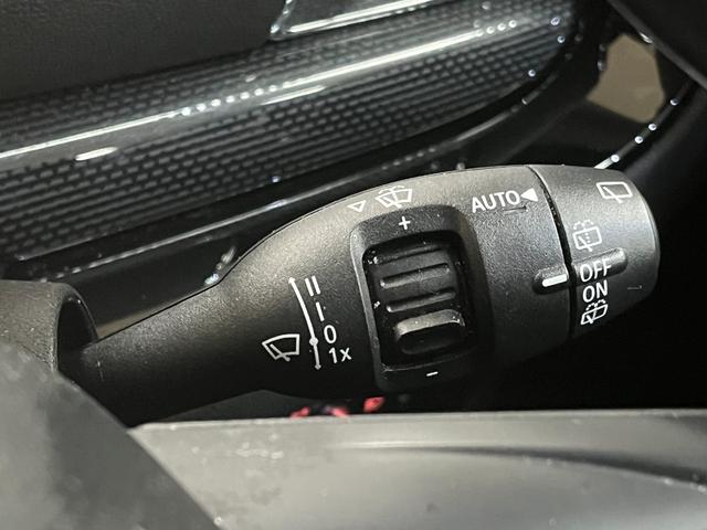 ＭＩＮＩ クーパー　クラブマン　クラブマン＿クーパー５ドア＿ＨＩＤライト＿ナビＵＳＣＧ　フォグランプ　スマートキー　純正アルミホイール　ＥＴＣ　電動格納ミラー　オートライト　ステアリングスイッチ　純正ＨＤＤナビ／バックカメラ（36枚目）