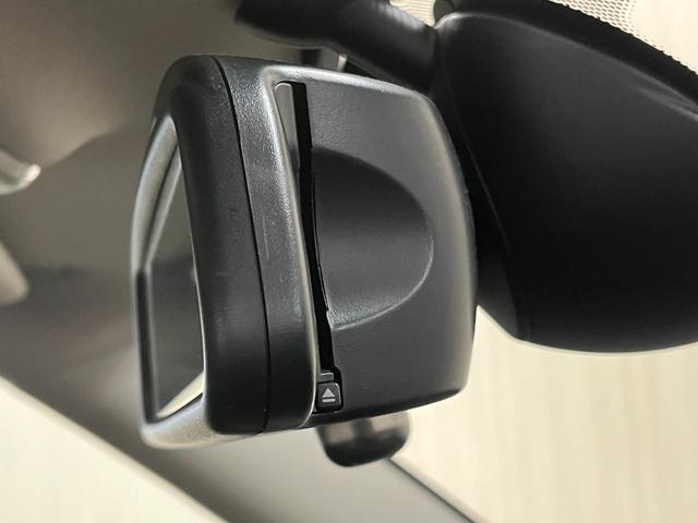 ＭＩＮＩ クーパー　クラブマン　クラブマン＿クーパー５ドア＿ＨＩＤライト＿ナビＵＳＣＧ　フォグランプ　スマートキー　純正アルミホイール　ＥＴＣ　電動格納ミラー　オートライト　ステアリングスイッチ　純正ＨＤＤナビ／バックカメラ（42枚目）