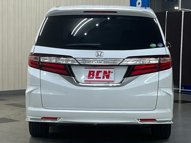 オデッセイ アブソルート　アブソルート　純正ナビ／ｂｌｕｅｔｏｏｔｈ／フルセグＴＶ／バックカメラ　リアフリップダウンモニター　純正アルミ　フォグランプ　ドライブレコーダー　ＥＴＣ　両側パワースライドドア　ステアリングスイッチ（7枚目）