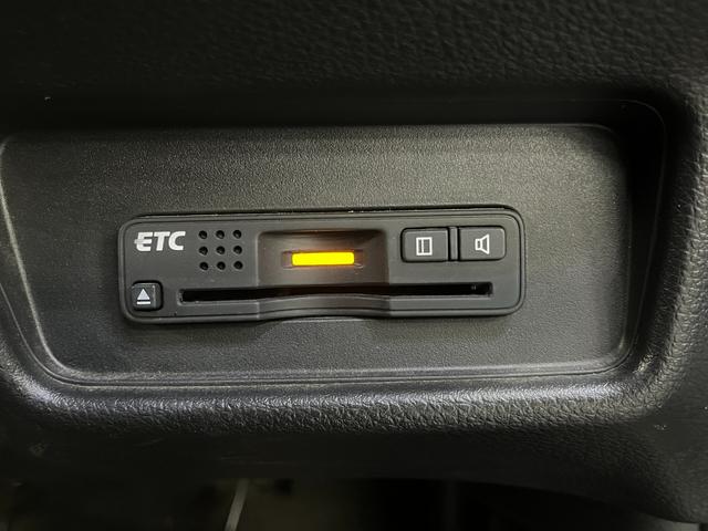 オデッセイ アブソルート　アブソルート　純正ナビ／ｂｌｕｅｔｏｏｔｈ／フルセグＴＶ／バックカメラ　リアフリップダウンモニター　純正アルミ　フォグランプ　ドライブレコーダー　ＥＴＣ　両側パワースライドドア　ステアリングスイッチ（38枚目）