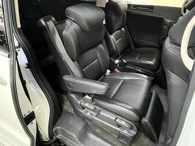 オデッセイ アブソルート　アブソルート　純正ナビ／ｂｌｕｅｔｏｏｔｈ／フルセグＴＶ／バックカメラ　リアフリップダウンモニター　純正アルミ　フォグランプ　ドライブレコーダー　ＥＴＣ　両側パワースライドドア　ステアリングスイッチ（49枚目）