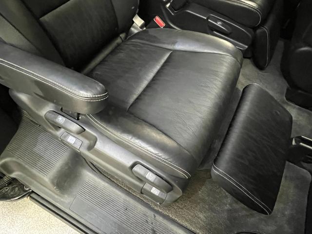 オデッセイ アブソルート　アブソルート　純正ナビ／ｂｌｕｅｔｏｏｔｈ／フルセグＴＶ／バックカメラ　リアフリップダウンモニター　純正アルミ　フォグランプ　ドライブレコーダー　ＥＴＣ　両側パワースライドドア　ステアリングスイッチ（52枚目）