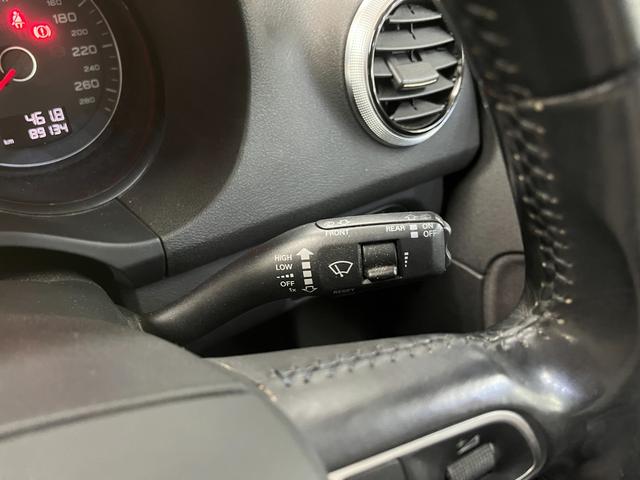 Ａ３ 　Ａ３スポーツバック　純正アルミホイール　フォグランプ　オートライト　純正ナビ／／フルセグＴＶ／バックカメラ／ＣＤ　ＨＩＤヘッドライト　ステアリングスイッチ　キーレスエントリー（15枚目）