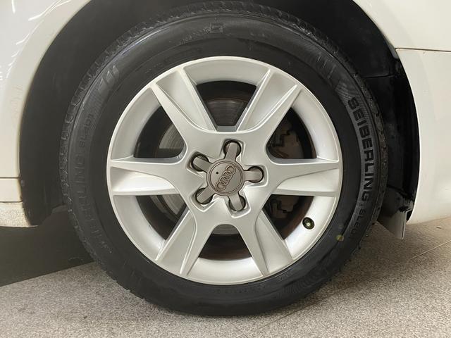 Ａ３ 　Ａ３スポーツバック　純正アルミホイール　フォグランプ　オートライト　純正ナビ／／フルセグＴＶ／バックカメラ／ＣＤ　ＨＩＤヘッドライト　ステアリングスイッチ　キーレスエントリー（41枚目）