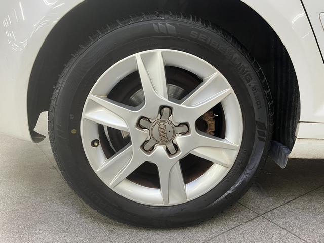 Ａ３ 　Ａ３スポーツバック　純正アルミホイール　フォグランプ　オートライト　純正ナビ／／フルセグＴＶ／バックカメラ／ＣＤ　ＨＩＤヘッドライト　ステアリングスイッチ　キーレスエントリー（42枚目）