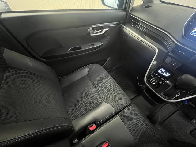 ムーヴ カスタム　Ｘ　ハイパーＳＡＩＩ　スマートアシスト　純正ナビ／フルセグＴＶ／バックカメラ／ｂｌｕｅｔｏｏｔｈ　ステアリングスイッチ　オートライト　プッシュスタート　スマートキー　ドライブレコーダー　ＥＴＣ　純正アルミ　フォグランプ（33枚目）