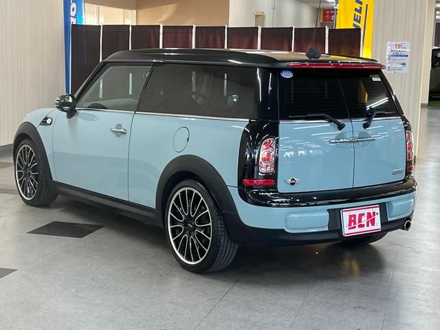 ＭＩＮＩ 　クーパークラブマン＿社外１８インチアルミ＿ドライブレコーダー　ＥＴＣ　社外ポータブルナビ／ワンセグＴＶ　ＨＩＤヘッドライト　フォグランプ　プッシュスタート　スマートキー　オートエアコン（7枚目）