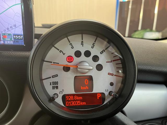 ＭＩＮＩ 　クーパークラブマン＿社外１８インチアルミ＿ドライブレコーダー　ＥＴＣ　社外ポータブルナビ／ワンセグＴＶ　ＨＩＤヘッドライト　フォグランプ　プッシュスタート　スマートキー　オートエアコン（14枚目）