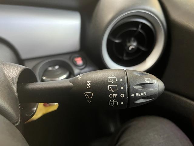 ＭＩＮＩ 　クーパークラブマン＿社外１８インチアルミ＿ドライブレコーダー　ＥＴＣ　社外ポータブルナビ／ワンセグＴＶ　ＨＩＤヘッドライト　フォグランプ　プッシュスタート　スマートキー　オートエアコン（15枚目）