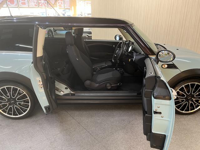 ＭＩＮＩ 　クーパークラブマン＿社外１８インチアルミ＿ドライブレコーダー　ＥＴＣ　社外ポータブルナビ／ワンセグＴＶ　ＨＩＤヘッドライト　フォグランプ　プッシュスタート　スマートキー　オートエアコン（34枚目）