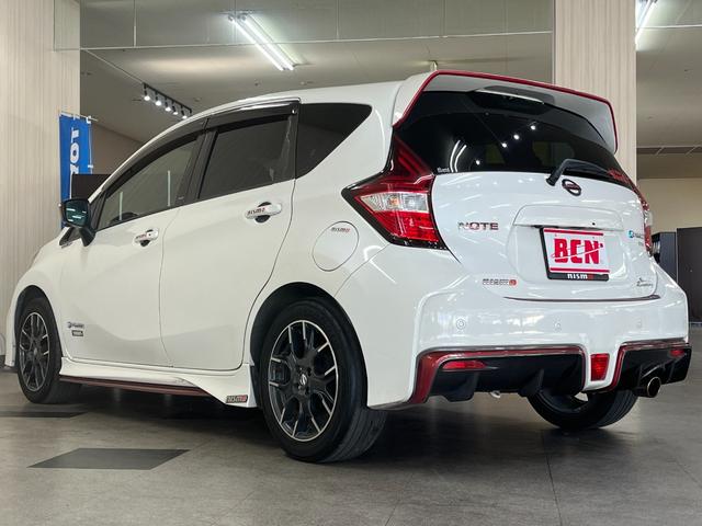 ノート ｅ－パワーニスモ　ｅパワーニスモ　エマージェンシーブレーキ　純正ナビ／フルセグＴＶ　デジタルインナーミラー　線包囲モニター　ドライブレコーダー　ＥＴＣ　ステアリングスイッチ　純正アルミ　電動格納ミラー（8枚目）