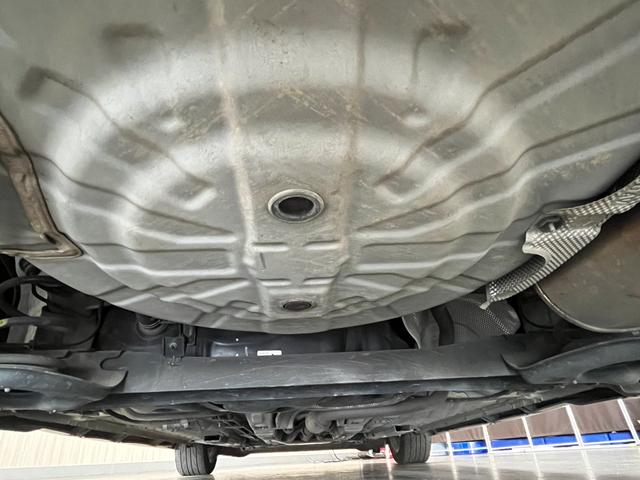 ノート ｅ－パワーニスモ　ｅパワーニスモ　エマージェンシーブレーキ　純正ナビ／フルセグＴＶ　デジタルインナーミラー　線包囲モニター　ドライブレコーダー　ＥＴＣ　ステアリングスイッチ　純正アルミ　電動格納ミラー（21枚目）