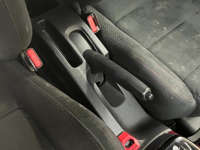 ノート ｅ－パワーニスモ　ｅパワーニスモ　エマージェンシーブレーキ　純正ナビ／フルセグＴＶ　デジタルインナーミラー　線包囲モニター　ドライブレコーダー　ＥＴＣ　ステアリングスイッチ　純正アルミ　電動格納ミラー（32枚目）