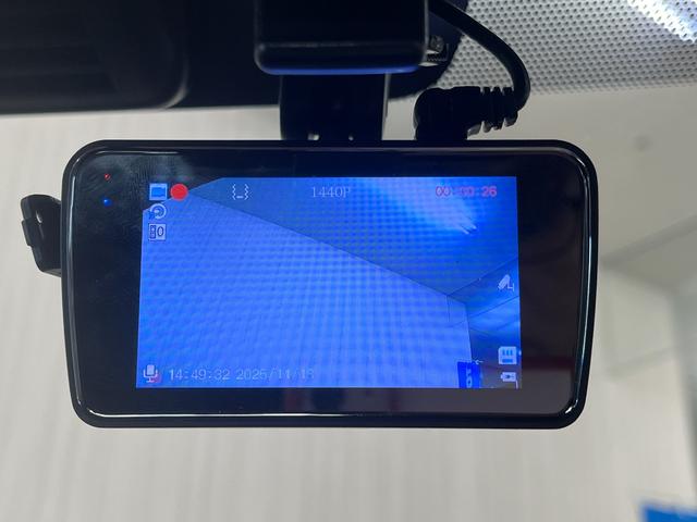 ノート ｅ－パワーニスモ　ｅパワーニスモ　エマージェンシーブレーキ　純正ナビ／フルセグＴＶ　デジタルインナーミラー　線包囲モニター　ドライブレコーダー　ＥＴＣ　ステアリングスイッチ　純正アルミ　電動格納ミラー（40枚目）