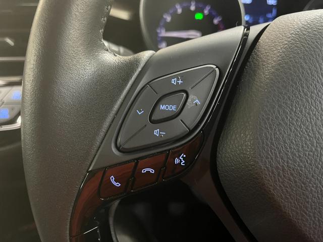 Ｃ－ＨＲ Ｇ－Ｔ　Ｇ－Ｔ＿純正８インチディスプレイオーディオナビ／バックカメラ／ｂｌｕｅｔｏｏｔｈ　ドライブレコーダー　純正アルミ　ステアリングスイッチ　ＬＥＤヘッドライト　ハーフレザーシート　トノカバー（17枚目）