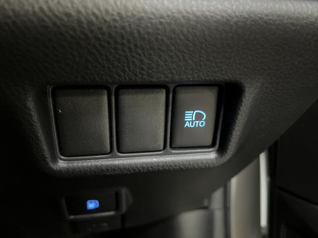 Ｃ－ＨＲ Ｇ－Ｔ　Ｇ－Ｔ＿純正８インチディスプレイオーディオナビ／バックカメラ／ｂｌｕｅｔｏｏｔｈ　ドライブレコーダー　純正アルミ　ステアリングスイッチ　ＬＥＤヘッドライト　ハーフレザーシート　トノカバー（21枚目）