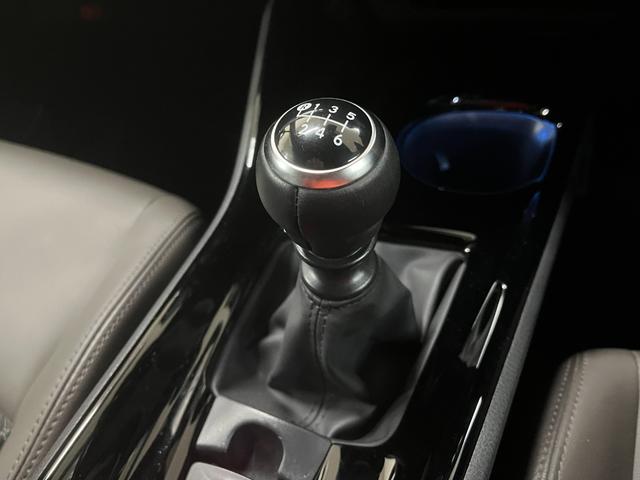 Ｃ－ＨＲ Ｇ－Ｔ　Ｇ－Ｔ＿純正８インチディスプレイオーディオナビ／バックカメラ／ｂｌｕｅｔｏｏｔｈ　ドライブレコーダー　純正アルミ　ステアリングスイッチ　ＬＥＤヘッドライト　ハーフレザーシート　トノカバー（23枚目）