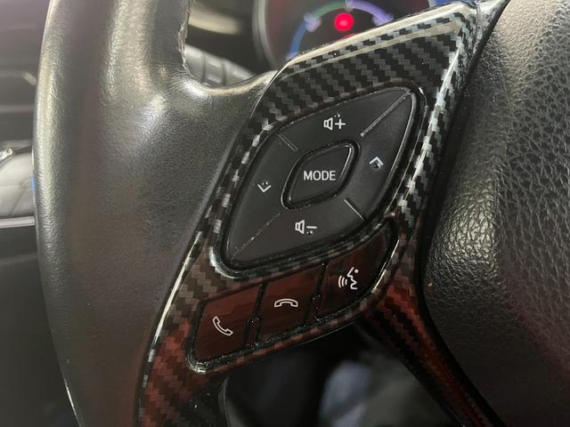 Ｃ－ＨＲ Ｇ　Ｇハイブリッド　ＴＲＤエアロ　ハーフレザーシート　スマートキー　ドライブレコーダー　ＥＴＣ　ステアリングスイッチ　クルーズコントロール　純正ナビ／バックカメラ　純正アルミ　ＬＥＤヘッドライト（15枚目）