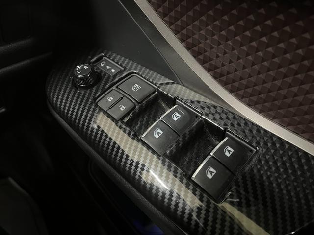Ｃ－ＨＲ Ｇ　Ｇハイブリッド　ＴＲＤエアロ　ハーフレザーシート　スマートキー　ドライブレコーダー　ＥＴＣ　ステアリングスイッチ　クルーズコントロール　純正ナビ／バックカメラ　純正アルミ　ＬＥＤヘッドライト（20枚目）