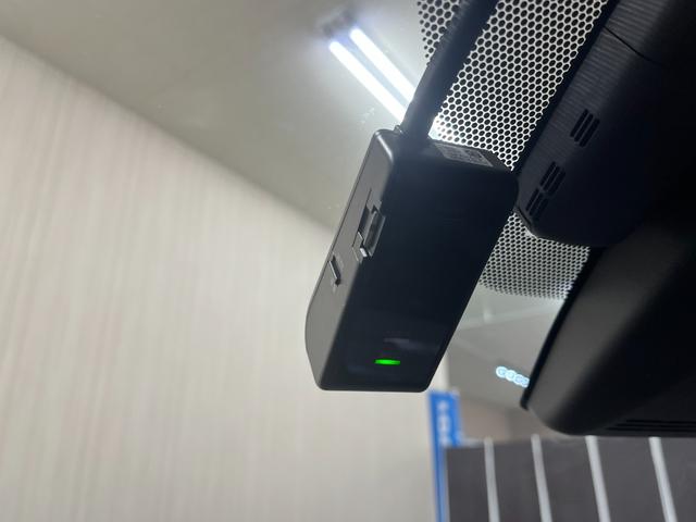 Ｃ－ＨＲ Ｇ　Ｇハイブリッド　ＴＲＤエアロ　ハーフレザーシート　スマートキー　ドライブレコーダー　ＥＴＣ　ステアリングスイッチ　クルーズコントロール　純正ナビ／バックカメラ　純正アルミ　ＬＥＤヘッドライト（29枚目）