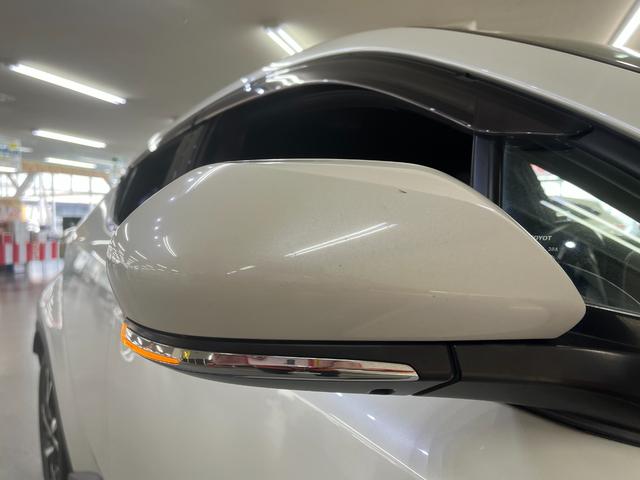 Ｃ－ＨＲ Ｇ　Ｇハイブリッド　ＴＲＤエアロ　ハーフレザーシート　スマートキー　ドライブレコーダー　ＥＴＣ　ステアリングスイッチ　クルーズコントロール　純正ナビ／バックカメラ　純正アルミ　ＬＥＤヘッドライト（44枚目）