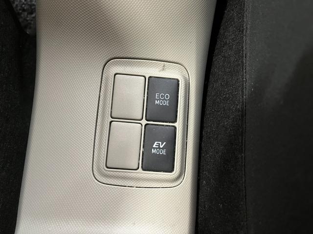 アクア G G_iストップ_純正ナビ/フルセグTV/bluetooth/_ETC_プッシュスタ-ト スマートキー/スペアキー ウィンカーミラー 電動格納ミラー ETC オートエアコン(20枚目)