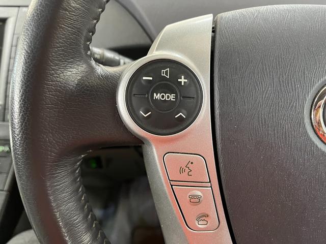 プリウス Ｇ　Ｇ＿エアロパーツ＿純正ＨＤＤナビ／バックモニター／ＣＤ＿ビルトインＥＴＣ　ステアリングスイッチ　オートライト　スマートキー　純正アルミホイール　電動格納ミラー　トノカバー（15枚目）