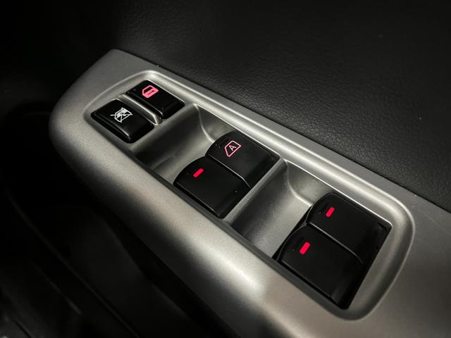 インプレッサ ＷＲＸ　ＳＴＩ　Ａライン　ＳＩ－ＤＲＩＶＥ　純正オプションアルミホイール　ＳＤナビ　フルセグＴＶ　Ｂｌｕｅｔｏｏｔｈ　ＥＴＣ　クルコン　シートヒーター（17枚目）