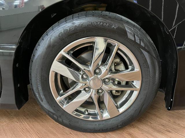 セレナ ライダー　ライダ－＿純正ナビ／フルセグＴＶ／バックモニタ－＿両側パワースライドドア　ＥＴＣ　ステアリングリモコン　社外アルミホイール（ＡＵＴＥＣＨ）　ＨＩＤヘッドライト／フォグランプ　スマートキー（46枚目）