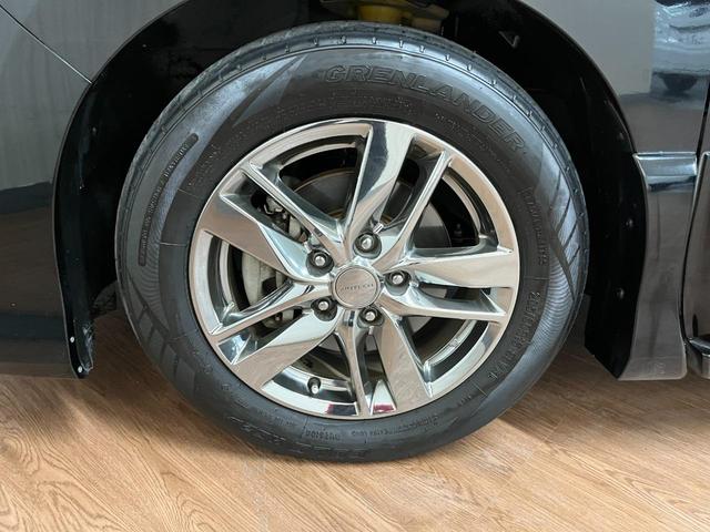 セレナ ライダー　ライダ－＿純正ナビ／フルセグＴＶ／バックモニタ－＿両側パワースライドドア　ＥＴＣ　ステアリングリモコン　社外アルミホイール（ＡＵＴＥＣＨ）　ＨＩＤヘッドライト／フォグランプ　スマートキー（47枚目）