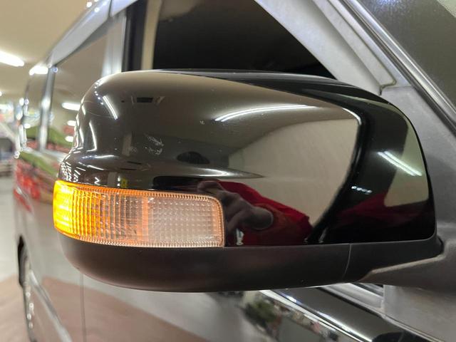 セレナ ライダー　ライダ－＿純正ナビ／フルセグＴＶ／バックモニタ－＿両側パワースライドドア　ＥＴＣ　ステアリングリモコン　社外アルミホイール（ＡＵＴＥＣＨ）　ＨＩＤヘッドライト／フォグランプ　スマートキー（50枚目）