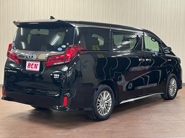 アルファードハイブリッド Ｓ　タイプゴールド　ＪＢＬサウンドシステム　レーダ－クルコン　純正ナビＴＶ　後席フリップダウンモニタ－　トヨタセーフティセンス　両側パワ－スライド　パワ－バックドア　ブラインドスポットモニタ－　前後ドラレコ　ＬＥＤライト（6枚目）