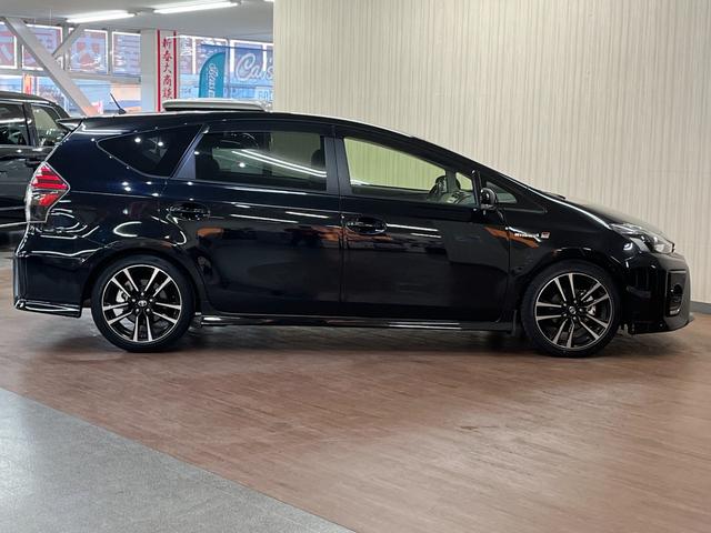 プリウスアルファ Sツーリングセレクション・GRスポーツ SツーリングセレクションGRスポーツ_純正ナビ/フルセグTV/バックモニター/bluetooth ドライブレコーダー ステアリングリモコン ETC プッシュスタート スマートキー 純正アルミホイール(9枚目)