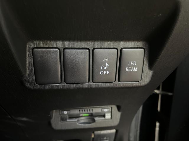 プリウスアルファ Sツーリングセレクション・GRスポーツ SツーリングセレクションGRスポーツ_純正ナビ/フルセグTV/バックモニター/bluetooth ドライブレコーダー ステアリングリモコン ETC プッシュスタート スマートキー 純正アルミホイール(21枚目)